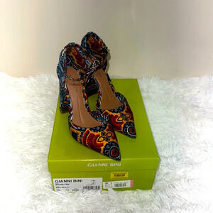 Gianni Bini 6.5 Bronlynn Ankle Strap Chunky Heel Jewel Tones Folk Art Design New
